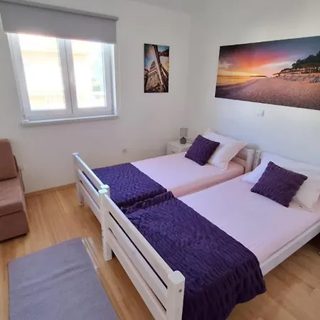 Apartment More 아파트 트로기르