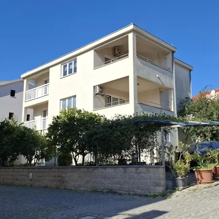 Apartment More *