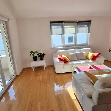 Apartment More 트로기르