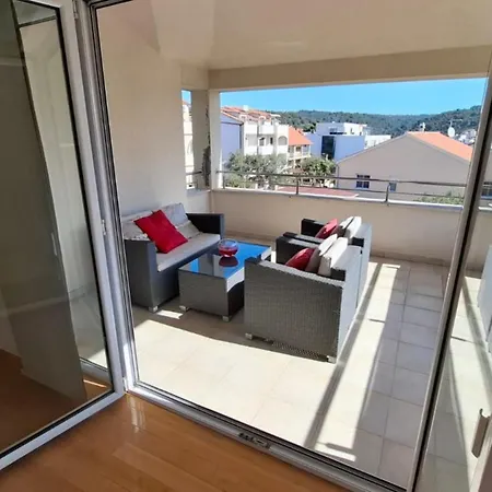 Apartment More